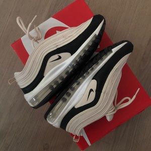 Nike Airmax 97, size 8, beige and black